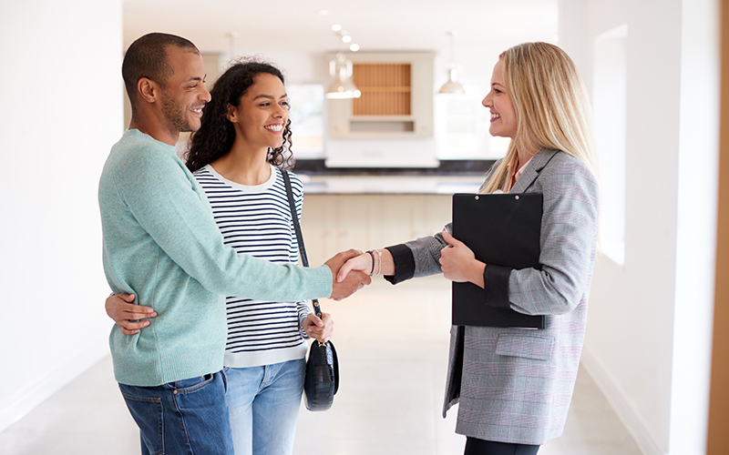 incopy_title-service-realtors_01
